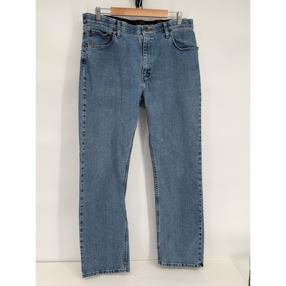 Wrangler Premium Performance Mens Sz 36x32 Regular Fit Jeans Medium Wash
